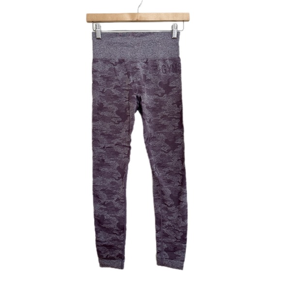 Gymshark Pants - Gymshark Camo Seamless Leggings Purple Size Small